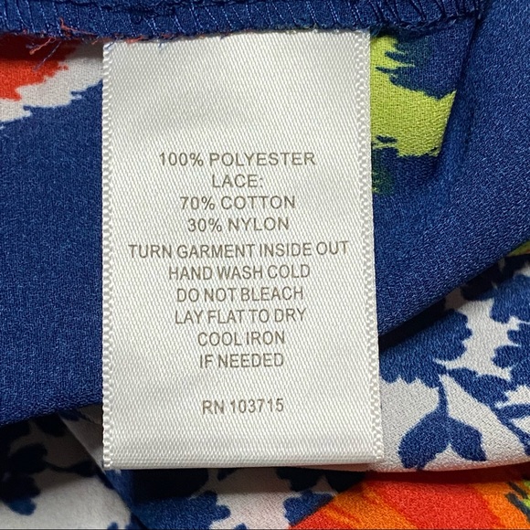 Valerie Stevens PXL Blouse Top Red White Blue Floral White Lace In Upper Back - Picture 4 of 5